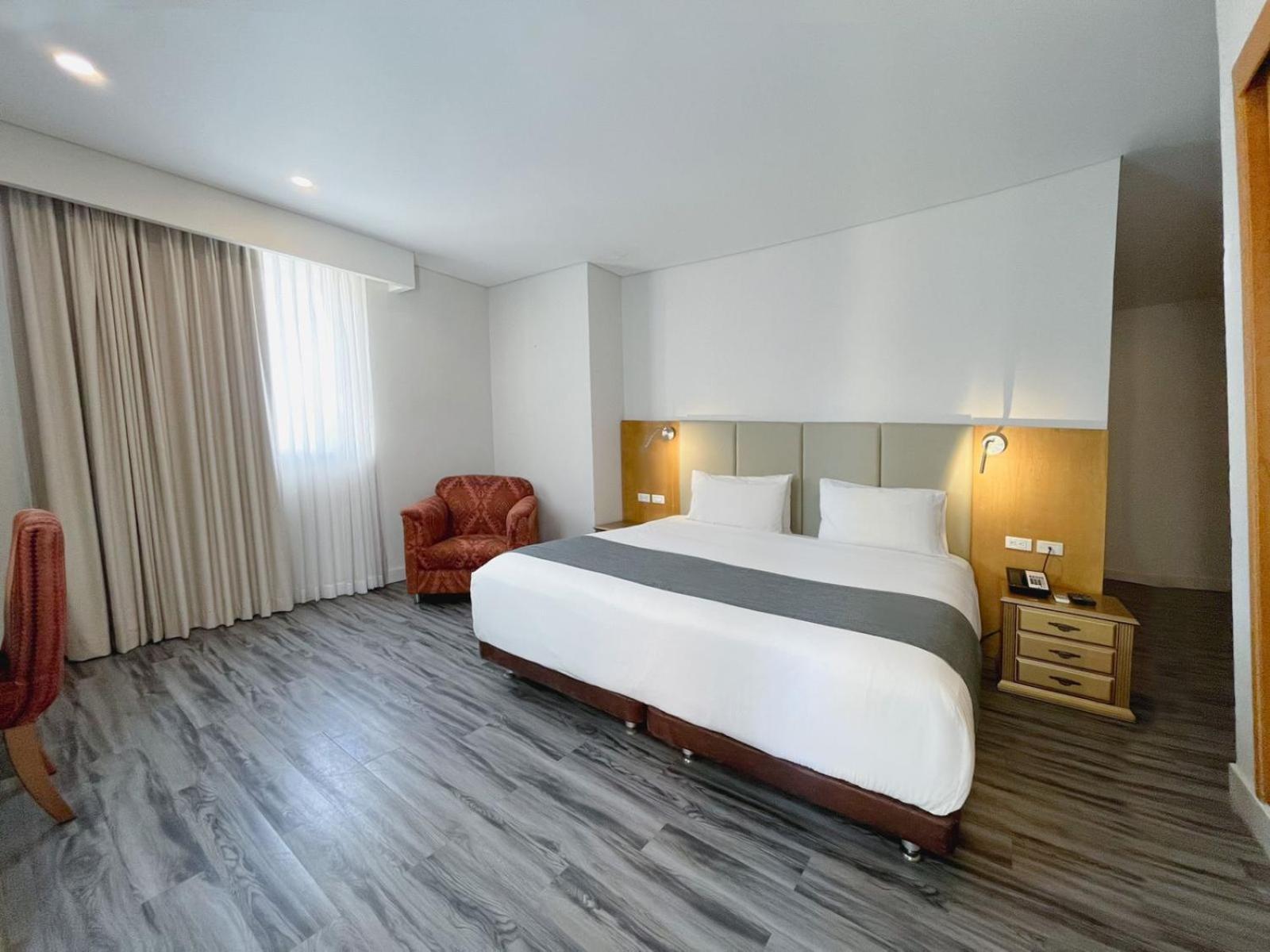 Hotel American Golf Барранкилья Экстерьер фото