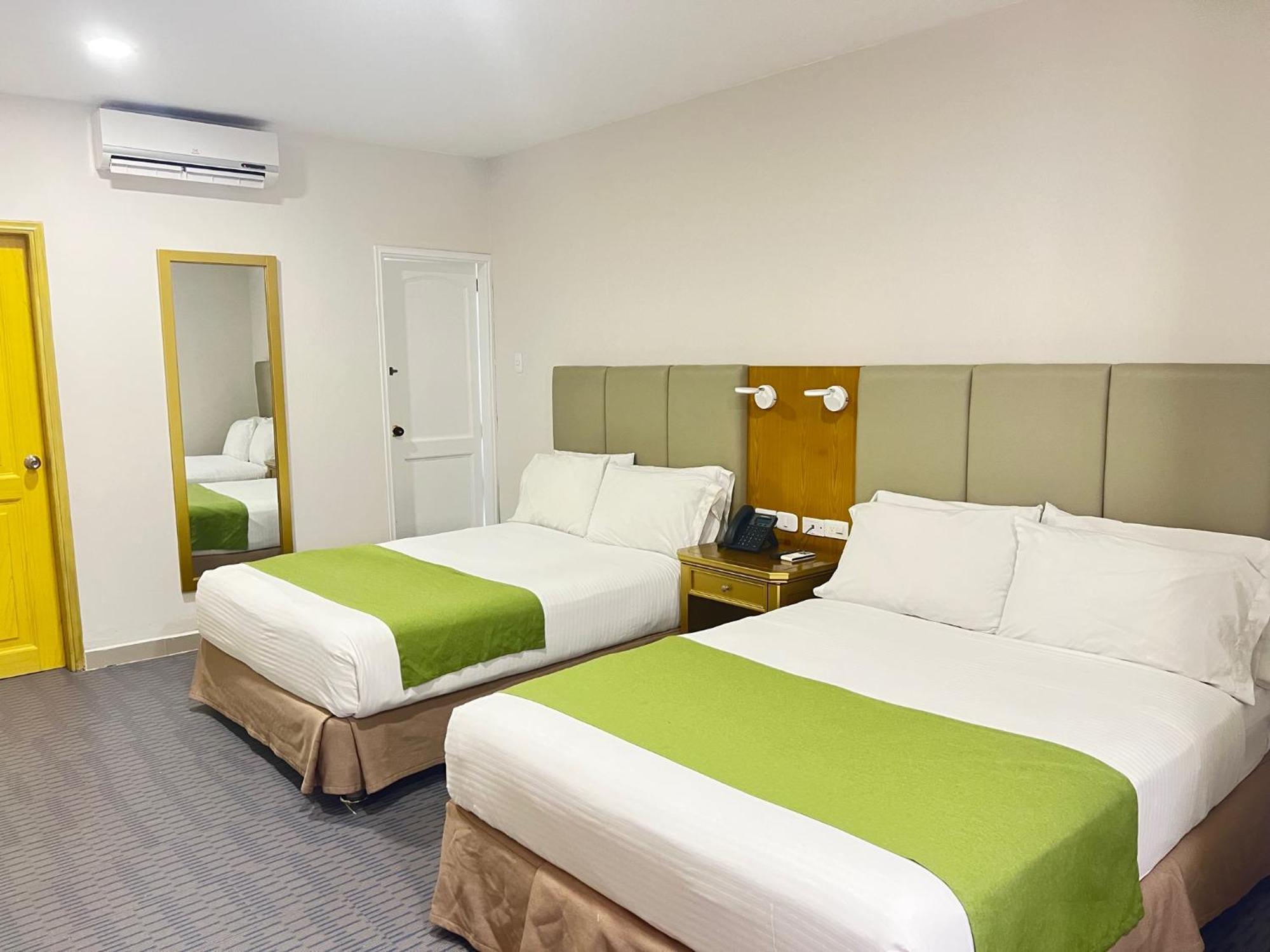 Hotel American Golf Барранкилья Экстерьер фото